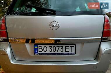 Минивэн Opel Zafira 2006 в 