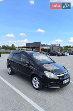 Минивэн Opel Zafira 2005 в 