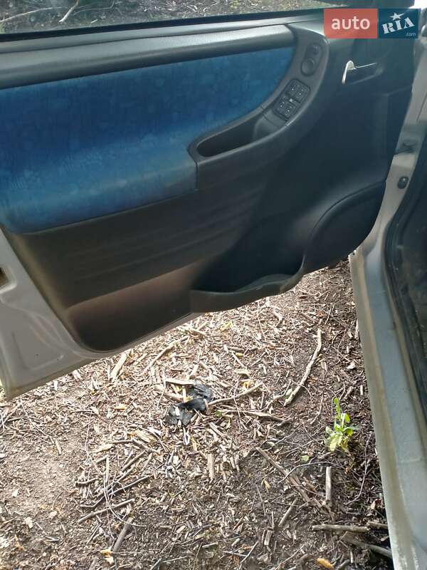 Минивэн Opel Zafira 1999 в Лозовой