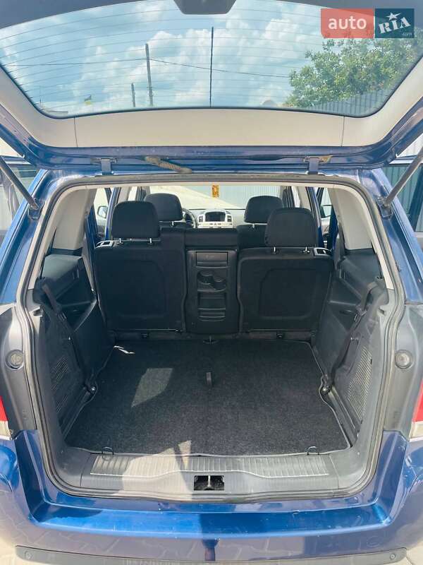 Минивэн Opel Zafira 2008 в Южноукраинске