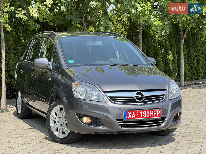 Минивэн Opel Zafira 2012 в Львове