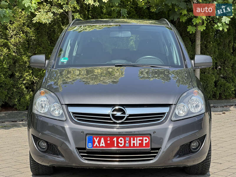 Минивэн Opel Zafira 2012 в Львове