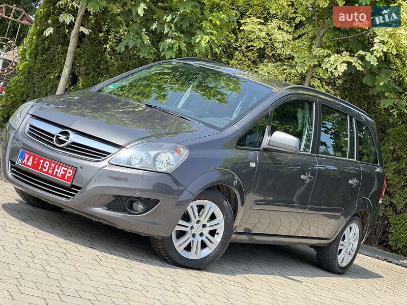 Минивэн Opel Zafira 2012 в Львове