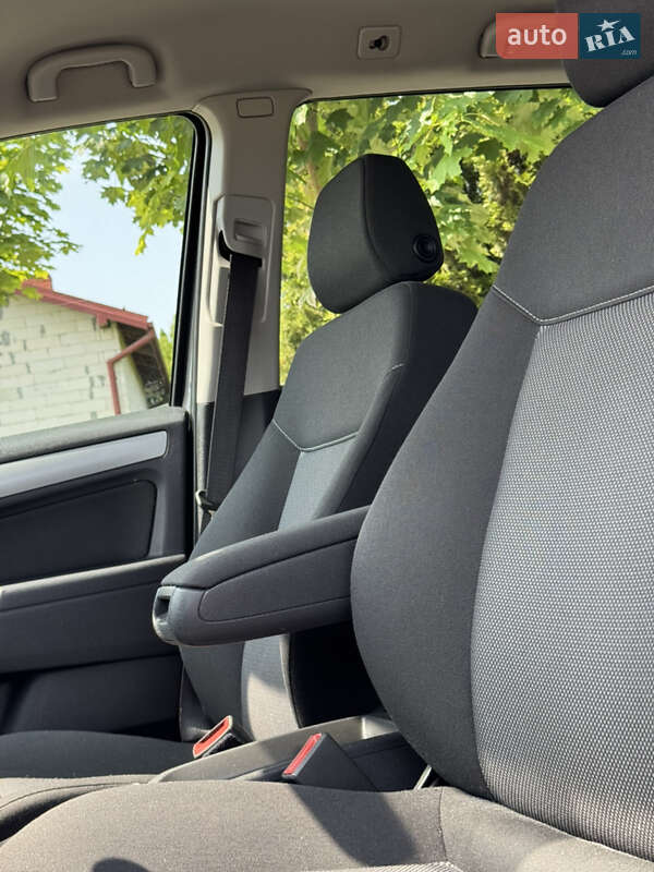 Минивэн Opel Zafira 2012 в Львове