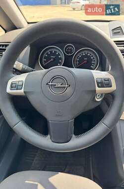 Мінівен Opel Zafira 2008 в 