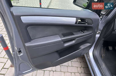 Минивэн Opel Zafira 2007 в 