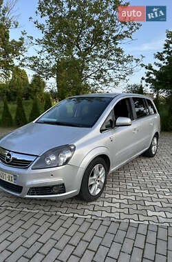 Opel Zafira 2011 Opel Zafira 2011