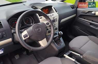 Минивэн Opel Zafira 2008 в 