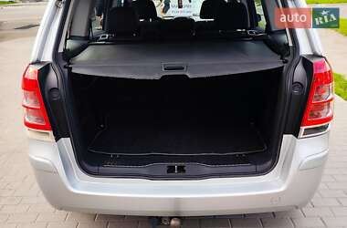 Минивэн Opel Zafira 2008 в 