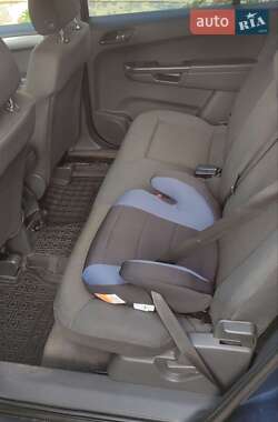 Микровэн Opel Zafira 2012 в 