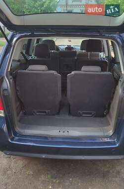 Микровэн Opel Zafira 2012 в 