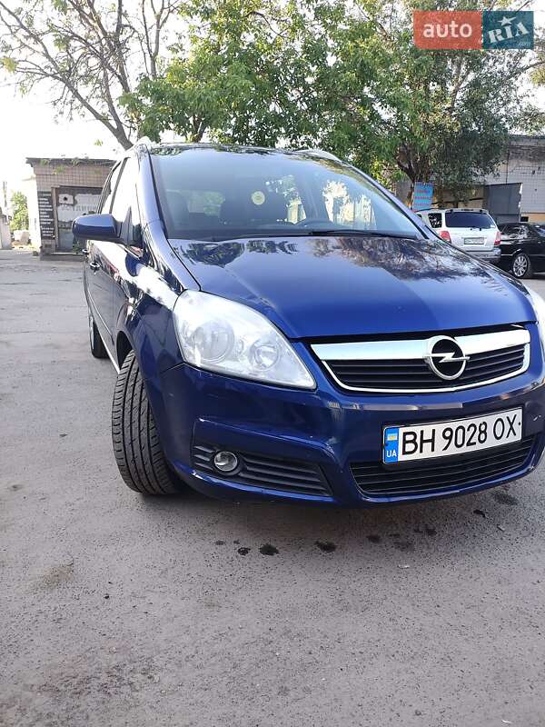Минивэн Opel Zafira 2007 в Одессе