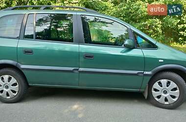Минивэн Opel Zafira 2000 в 