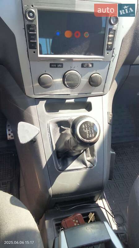 Минивэн Opel Zafira 2008 в Одессе фото 11 Минивэн Opel Zafira 2008 в Одессе