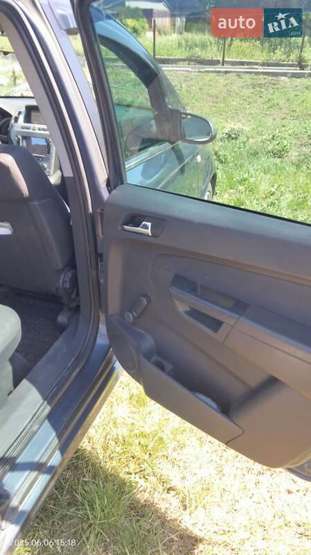 Минивэн Opel Zafira 2008 в Одессе фото 16 Минивэн Opel Zafira 2008 в Одессе