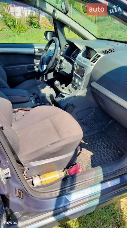 Минивэн Opel Zafira 2008 в Одессе фото 18 Минивэн Opel Zafira 2008 в Одессе