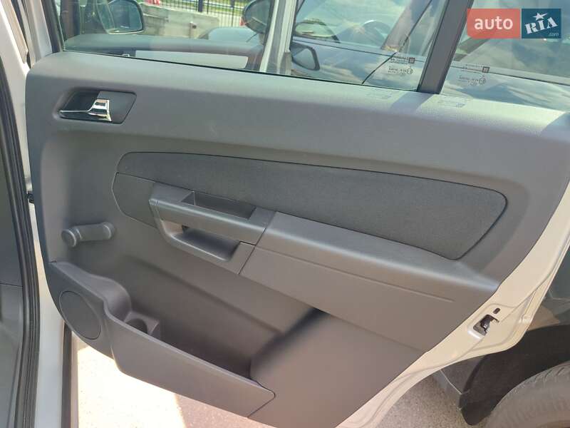 Минивэн Opel Zafira 2011 в Киеве