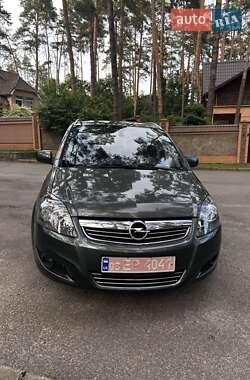 Минивэн Opel Zafira 2011 в Чернигове
