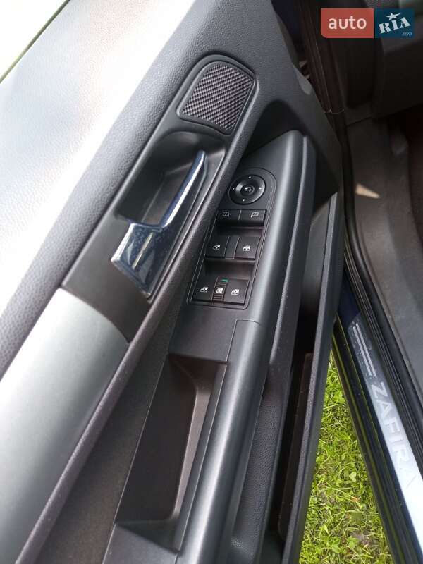 Минивэн Opel Zafira 2008 в Ивано-Франковске фото 9 Минивэн Opel Zafira 2008 в Ивано-Франковске