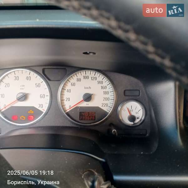 Минивэн Opel Zafira 2004 в Золотоноше