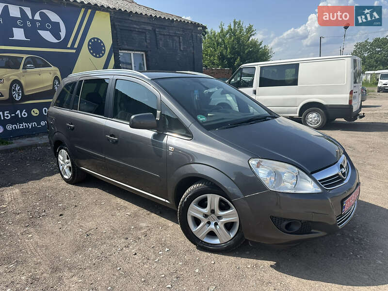 Минивэн Opel Zafira 2010 в Нежине