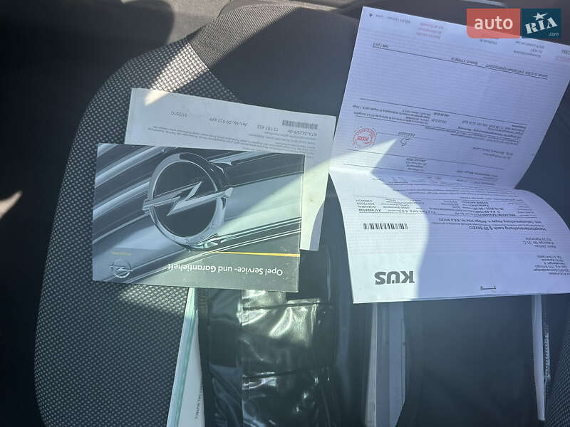 Минивэн Opel Zafira 2010 в Нежине