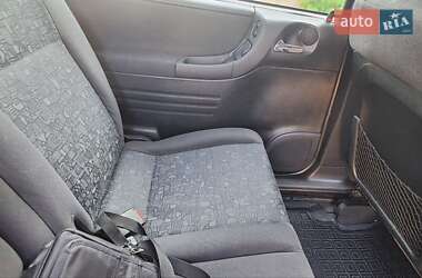 Минивэн Opel Zafira 2002 в 