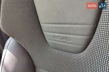 Минивэн Opel Zafira 2011 в 
