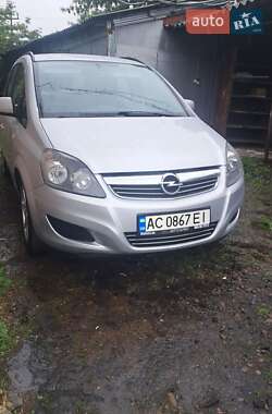Мінівен Opel Zafira 2011 в Луцьку