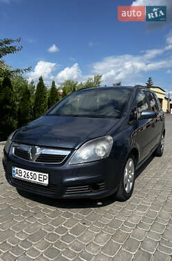 Минивэн Opel Zafira 2007 в 