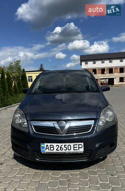 Минивэн Opel Zafira 2007 в 