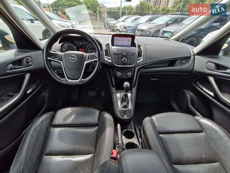 Мікровен Opel Zafira 2015 в Харкові