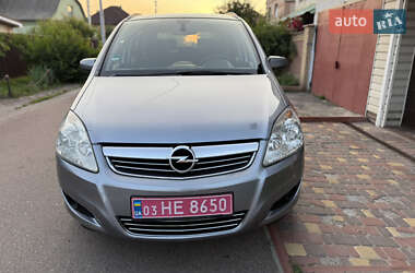 Минивэн Opel Zafira 2008 в 