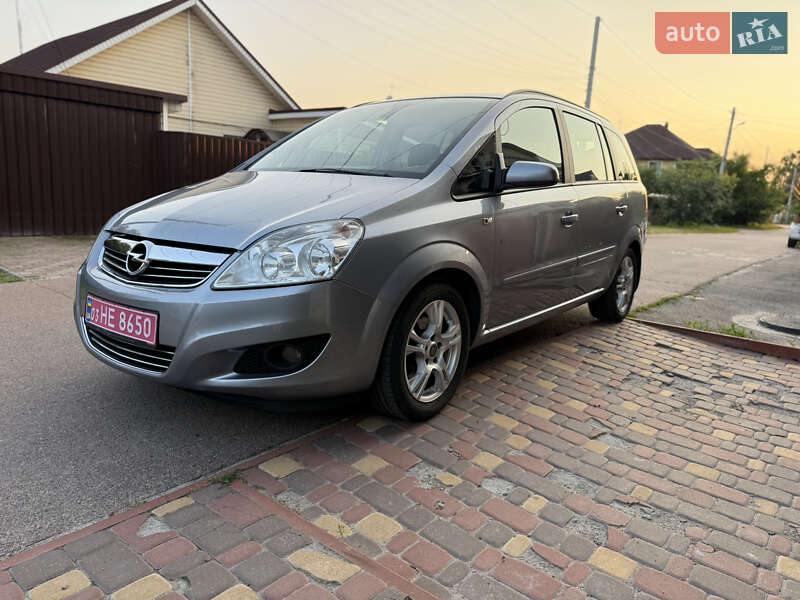 Минивэн Opel Zafira 2008 в Борисполе