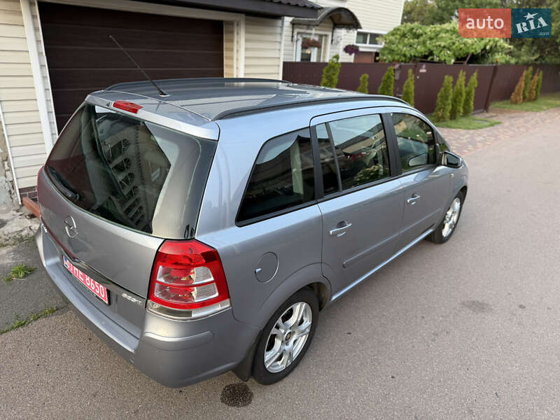 Минивэн Opel Zafira 2008 в Борисполе