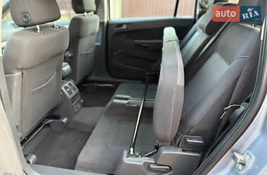 Минивэн Opel Zafira 2008 в 