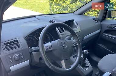 Минивэн Opel Zafira 2008 в 