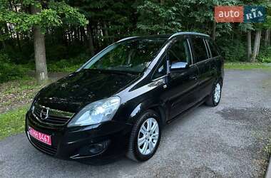 Мінівен Opel Zafira 2011 в Умані