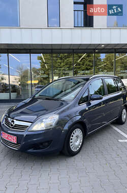 Минивэн Opel Zafira 2008 в Хмельницком
