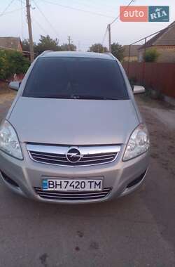 Мінівен Opel Zafira 2008 в Ізмаїлі