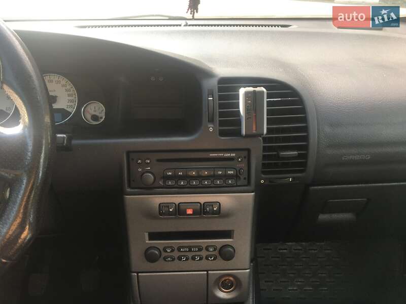 Мінівен Opel Zafira 2005 в Ковелі