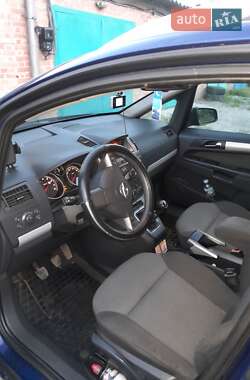 Минивэн Opel Zafira 2006 в 