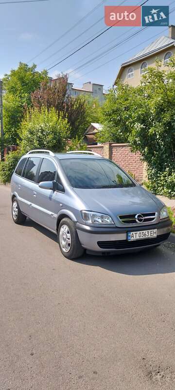 Opel Zafira 2005