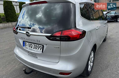 Минивэн Opel Zafira 2017 в 