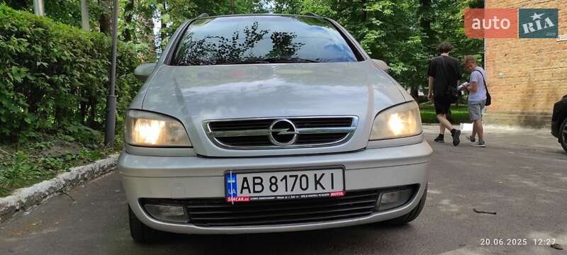 Opel Zafira 2005