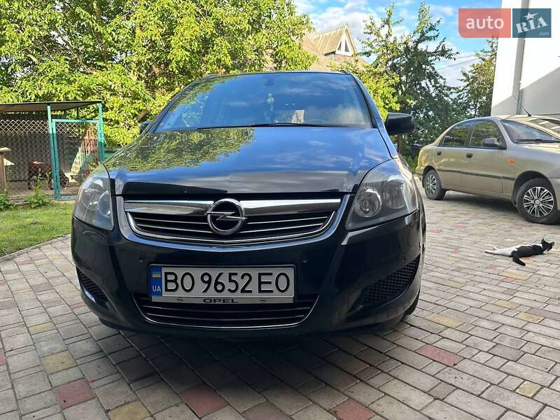 Opel Zafira 2014