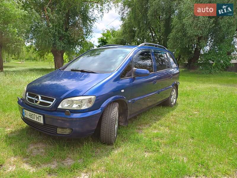 Минивэн Opel Zafira 2004 в Борисполе