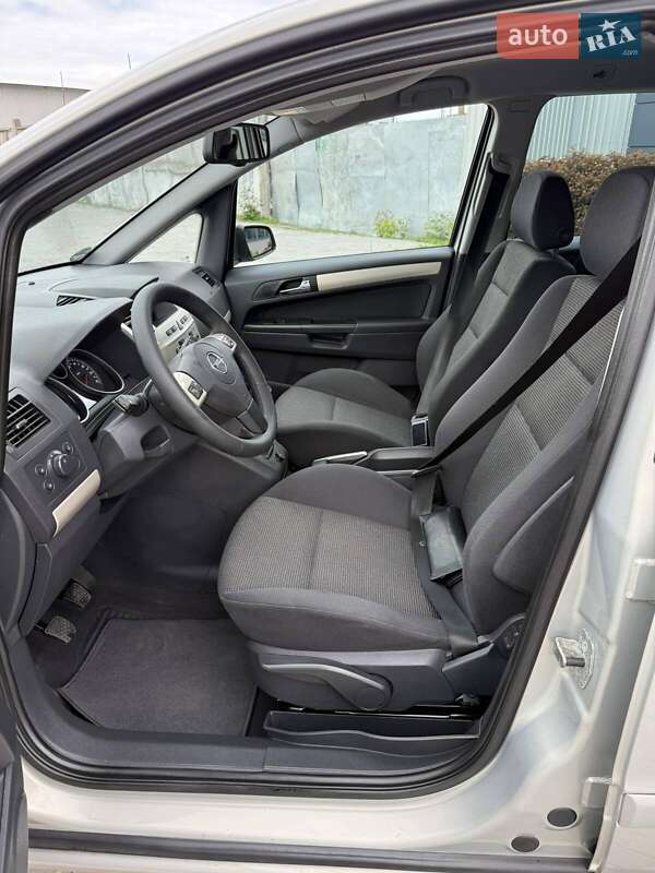 Мінівен Opel Zafira 2009 в Білій Церкві