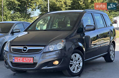 Минивэн Opel Zafira 2012 в 