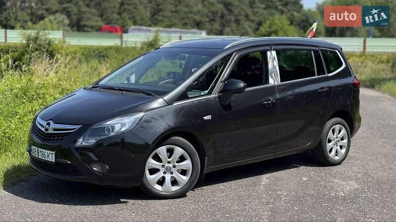 Opel Zafira 2012